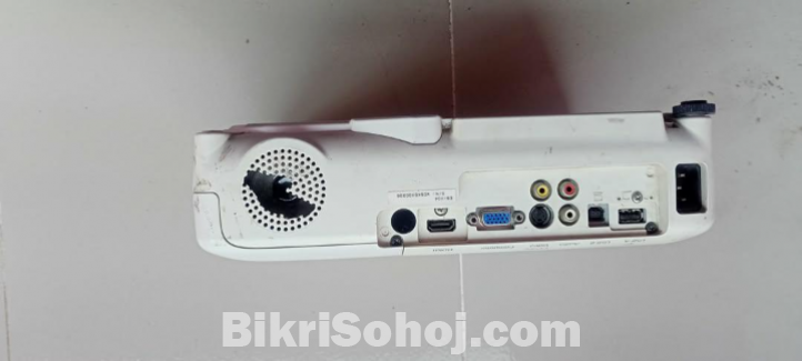 EPSON PROJECTOR